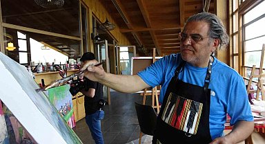 Farklı illerden gelen ressamlar Rize'yi resmetti