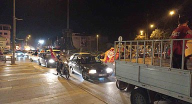 Galatasaray'ın şampiyonluğu Osmaniye'de de kutlandı