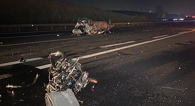 Gaziantep'te feci kaza: Alev topuna dönen araçtaki 1 kişi yanarak öldü