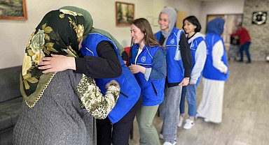 Gençler dünün gençlerini unutmadı