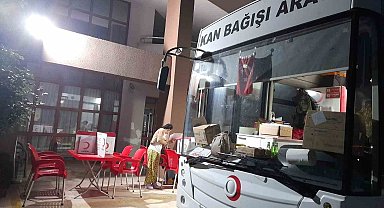 Gençler kan bağışında bulundu