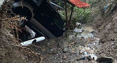 Germencik'te sağanak yağış ve dolu etkili oldu