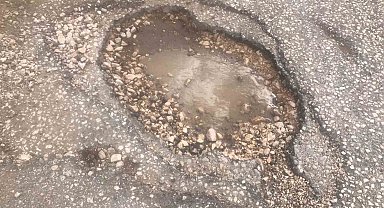 Göletin çukur dolu yolları vatandaşlara zor anlar yaşattı