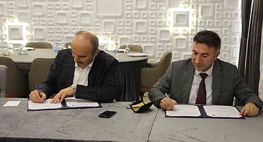 Gönüllü akademisyenler bilgi ve tecrübelerini liseli öğrencilerle paylaşacak