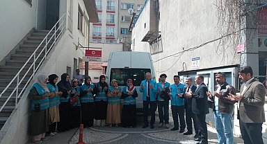 Gönüllü ekip deprem bölgesine gitti