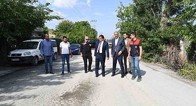 Gürkan, Orduzu Kaldırım Mahallesinde yol çalışmalarını inceledi