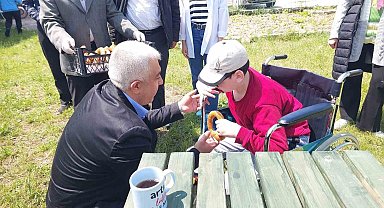 Hisarcıklı engelli küçük Mehmet'ten Erdoğan'a mesaj: "Cumhurbaşkanım dünyanın tek lideri"