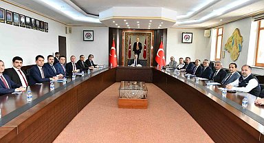 Isparta'da seçim güvenliği toplantısı yapıldı.