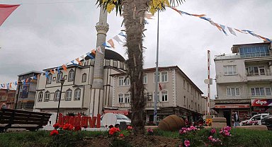 İvrindi'de çiçekler açtı