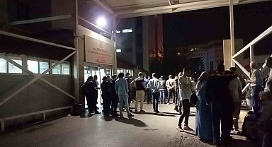 İzmir'de silahlı kavga: 1'i ağır 5 yaralı