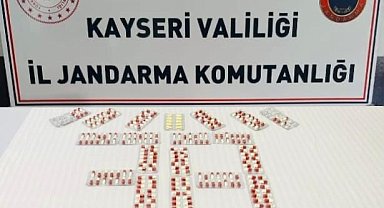 Jandarmadan uyuşturucu operasyonu: 3 gözaltı
