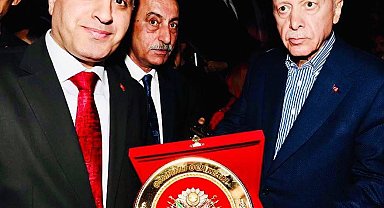 Kadir Canpolat'tan Erdoğan'a tebrik, muhalefete mesaj: "Artık yerli ve milli olun"
