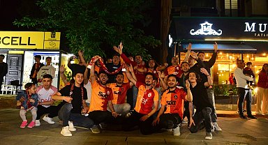 Kahramanmaraş'ta Galatasaray taraftarları şampiyonluğu coşkuyla kutladı