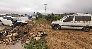 Karaman'da trafik kazası: 4 yaralı