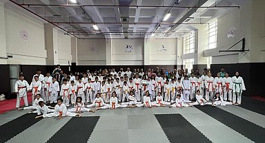 Karetede 120 sporcu yeşil kuşak aldı