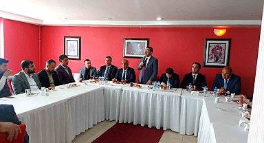 Kars milletvekili Çalkın, Sarıkamış'ta muhtarlar bir araya geldi