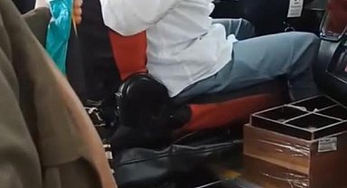 Kartal'da minibüste 'bebek arabası' tartışması