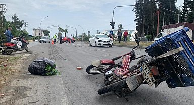Kask motosiklet sürücüsünün hayatını kurtardı