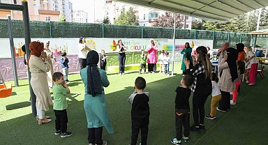 KAYMEK'ten çocuk bakım elemanı kursiyerlerine keyifli eğitim