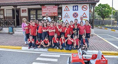 Kepez'den geleceğin sürücü adaylarına trafik eğitimi