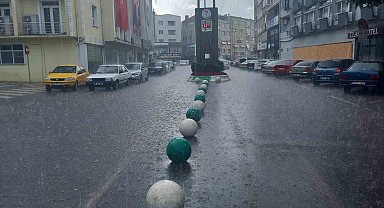 Kırklareli'nde sağanak yağış etkili oldu