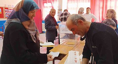 Kırşehir'de 152 bin 511 oy kullanıldı, 3 bin 923'ü geçersiz sayıldı