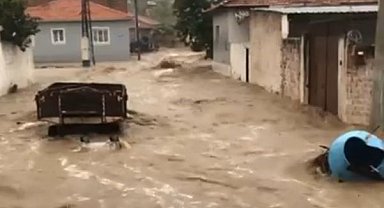 Koçarlı'da sel böyle geldi
