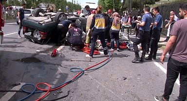 Kontrolden çıkan araç ağaca çarpıp takla attı: 5 yaralı