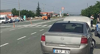 Kontrolden çıkan otomobil bariyere çarptı: 3 yaralı