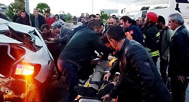 Konya'da iki otomobil çarpıştı: 7 yaralı