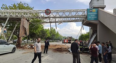 Konya'da vincin çarptığı üst geçitteki çocuk yaralandı
