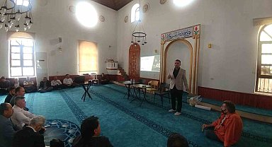 Köyceğiz'de din görevlilerine bağımlılıkla mücadele semineri verildi