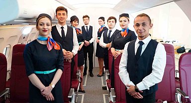 KTO Karataylı kabin memuru adayları, uygulamalı mock-up eğitimi ile gerçek uçuşa hazırlanıyor