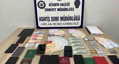 Kütahya'da fuhuş batağına sürüklenen 3'ü yabancı uyruklu 4 kadın kurtarıldı