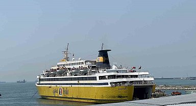 Libya ile ikili ticareti hızlandıracak gemi İstanbul'a yanaştı