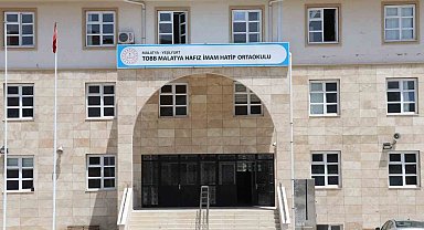 Malatya Hafız İmam Hatip Ortaokulu öğrencilerini bekliyor