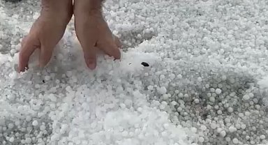 Mayıs ayında avuç avuç dolu yağdı