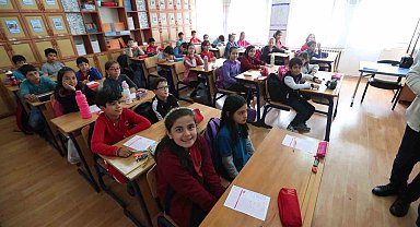 Merkezefendili çocuklar geleceğin dünyasına hazırlanıyor