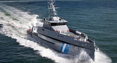 Mikonos Adası açıklarında göçmen botu battı: 3 ölü, 12 kayıp