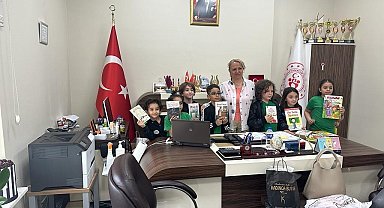 Miniklerden duygulandıran ev sahipliği