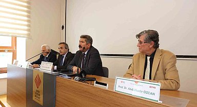 Necip Fazıl Kısakürek "Necip Fazıl ve Ayasofya" paneliyle anıldı