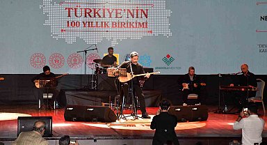 Necip Fazıl vefatının 40. yılında anıldı