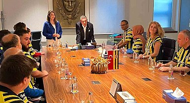 Nida Olçar, Kütahya Altı Nokta Körler Derneği üyelerini Başkan Ali Koç ile buluşturdu