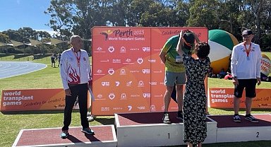 Önce madalyaları aldı, ardından yetkililere seslendi: "Organ nakilli sporcular olarak destek bekliyoruz"