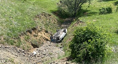 Otomobil dere yatağına uçtu: 1 yaralı