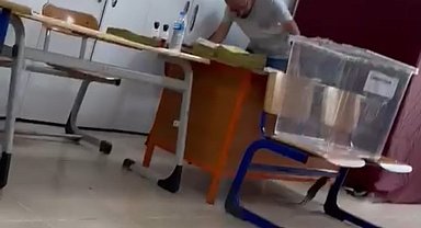 Oy kullanılan okulda fare alarmı