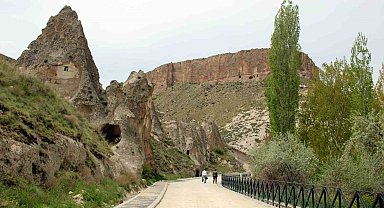 "Kapadokya'nın Giriş Kapısı" Soğanlı bu bahar başka güzel