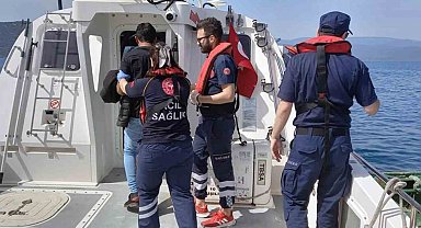 Rahatsızlanan gemi personeline tıbbi tahliye