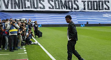 Real Madrid'in farklı branşlardan Vinicius Jr.'a destek