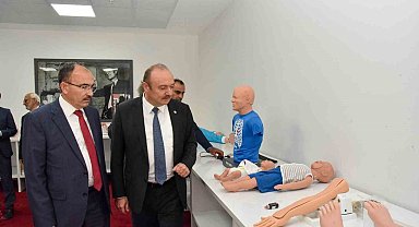 Rektör Beydemir, "Tıp Fakültesi Bilecik halkının sağlık hizmetinde etkin bir rol oynamaktadır"